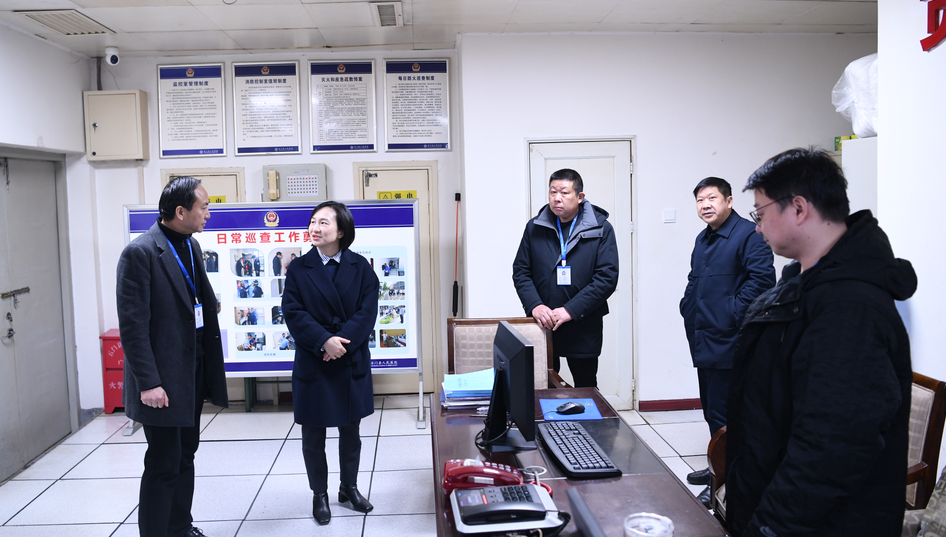 县领导节前慰问